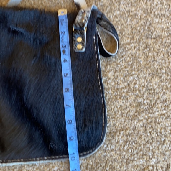 Cowhide leather with fur purse handbag - Picture 10 of 12